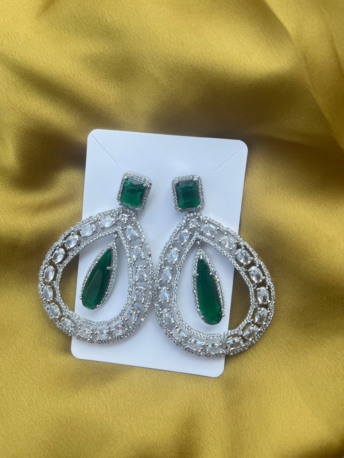 Royal Emerald Earrings