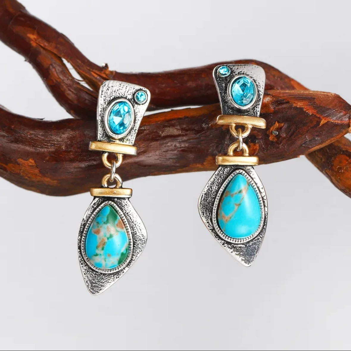 Vintage Turquoise Blue Earrings