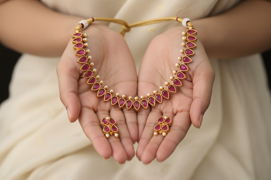 Aangan Maroon Set
